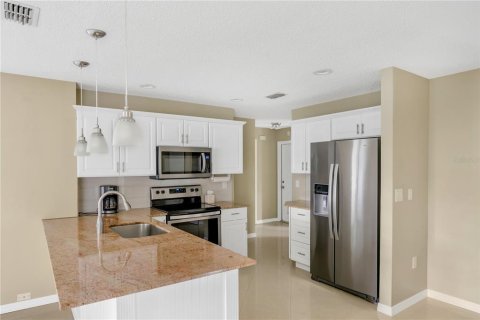 House in Spring Hill, Florida 2 bedrooms, 117.61 sq.m. № 2117111 - photo 14