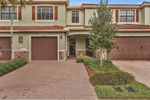 Купить таунхаус в Паркленд, Флорида 3 спальни, 152.73м2, № 2009187 - фото 2