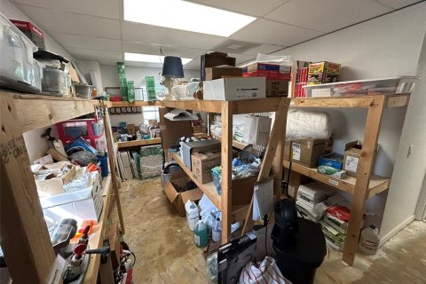 Immobilier commercial à louer à Holmes Beach, Floride: 91.79 m2 № 2166258 - photo 17