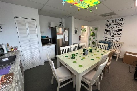 Immobilier commercial à louer à Holmes Beach, Floride: 91.79 m2 № 2166258 - photo 15