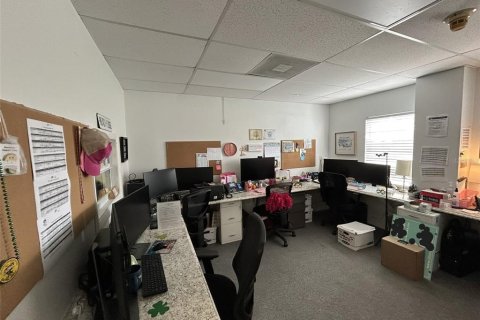 Immobilier commercial à louer à Holmes Beach, Floride: 91.79 m2 № 2166258 - photo 19