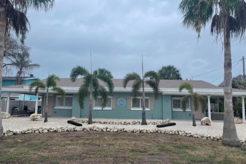 Apartamento en alquiler en Indian Rocks Beach, Florida, 2 dormitorios, 69.49 m2 № 2212872 - foto 2