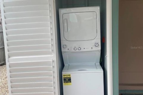 Apartamento en alquiler en Indian Rocks Beach, Florida, 2 dormitorios, 69.49 m2 № 2212872 - foto 10