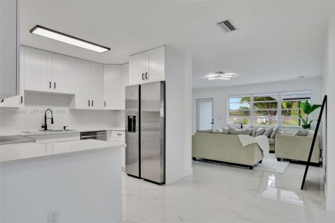 Villa ou maison à louer à Pompano Beach, Floride: 4 chambres, 139.35 m2 № 2252195 - photo 7