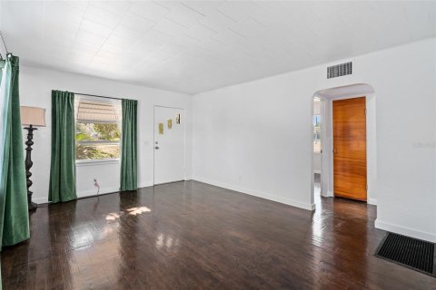 Villa ou maison à vendre à Ormond Beach, Floride: 2 chambres, 140.1 m2 № 2421713 - photo 5