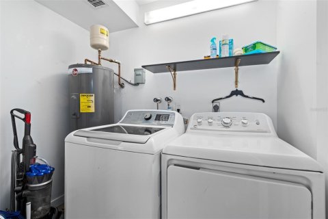 Villa ou maison à vendre à Ormond Beach, Floride: 2 chambres, 140.1 m2 № 2421713 - photo 30