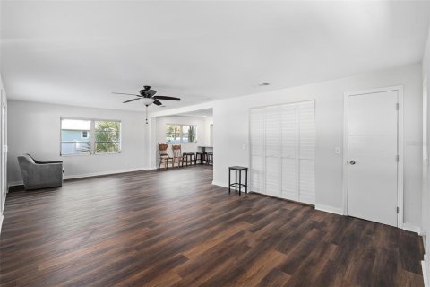 Villa ou maison à vendre à Ormond Beach, Floride: 2 chambres, 140.1 m2 № 2421713 - photo 16