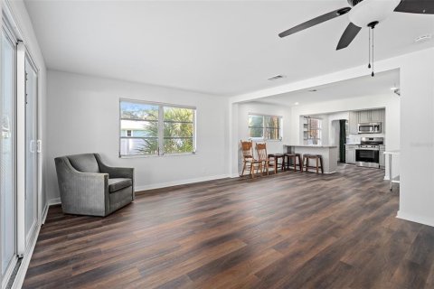 Villa ou maison à vendre à Ormond Beach, Floride: 2 chambres, 140.1 m2 № 2421713 - photo 20