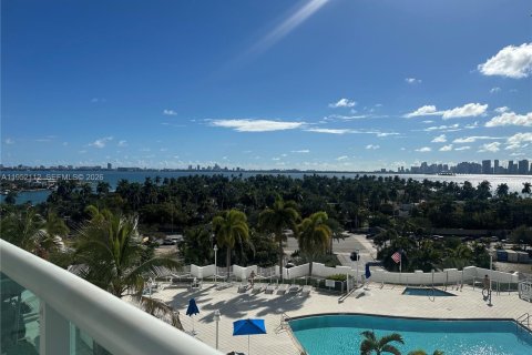 Condominio en North Bay Village, Florida, 2 dormitorios  № 2006508