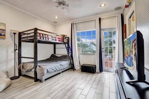 Casa en venta en Pompano Beach, Florida, 6 dormitorios, 566.7 m2 № 2258140 - foto 27