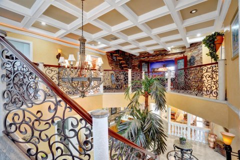 Casa en venta en Pompano Beach, Florida, 6 dormitorios, 566.7 m2 № 2258140 - foto 12