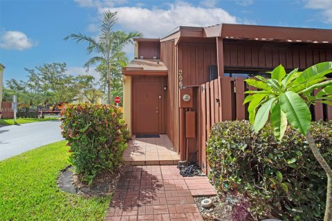 Adosado en venta en Dania Beach, Florida, 2 dormitorios, 119.84 m2 № 2044029 - foto 4