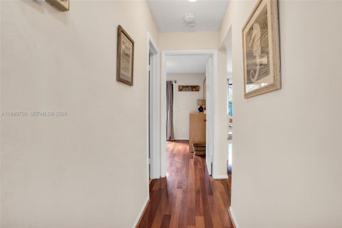 Adosado en venta en Dania Beach, Florida, 2 dormitorios, 119.84 m2 № 2044029 - foto 28