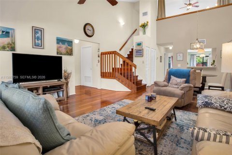 Adosado en venta en Dania Beach, Florida, 2 dormitorios, 119.84 m2 № 2044029 - foto 5