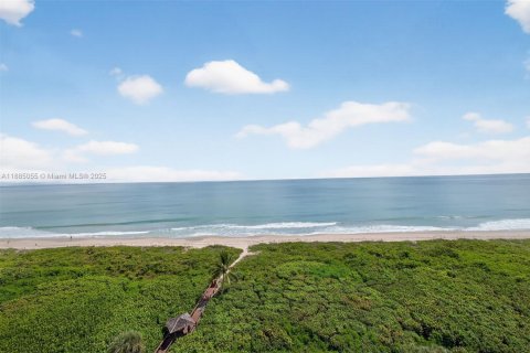 Condo in St. Lucie, Florida, 2 bedrooms  № 1930291 - photo 8