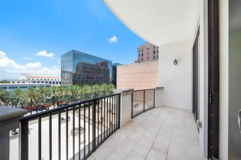Condo in Coral Gables, Florida, 5 bedrooms  № 1788451 - photo 19