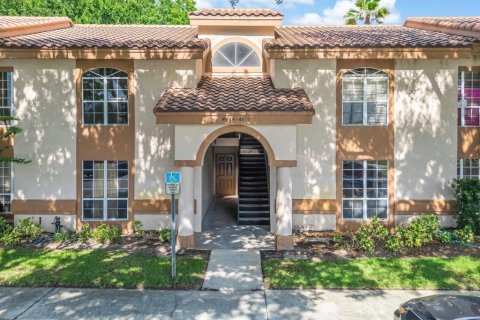 Condo in Orlando, Florida, 2 bedrooms № 2224340