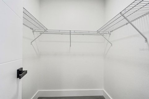 Condo in Orlando, Florida, 2 bedrooms № 2224340 - photo 24