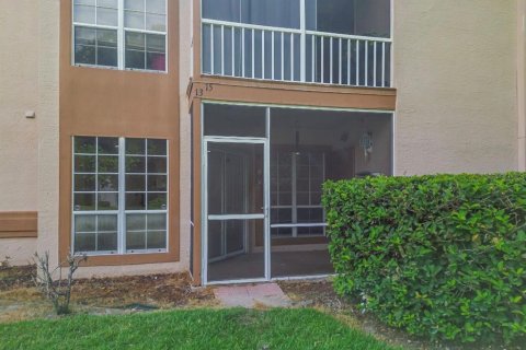 Condo in Orlando, Florida, 2 bedrooms № 2224340 - photo 29