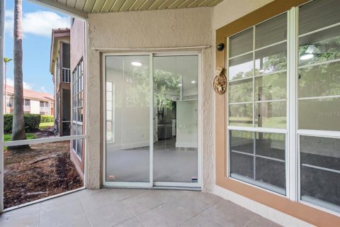 Condo in Orlando, Florida, 2 bedrooms № 2224340 - photo 27