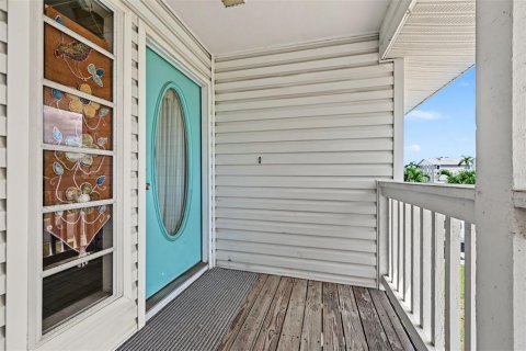 Casa en venta en Treasure Island, Florida, 2 dormitorios, 118.26 m2 № 2385626 - foto 8