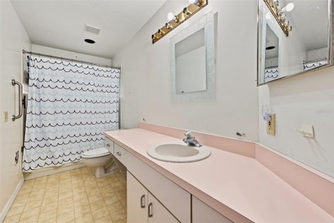 Casa en venta en Treasure Island, Florida, 2 dormitorios, 118.26 m2 № 2385626 - foto 23