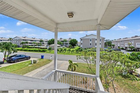 Casa en venta en Treasure Island, Florida, 2 dormitorios, 118.26 m2 № 2385626 - foto 6
