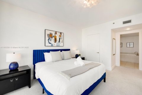 Condominio en venta en Miami, Florida, 2 dormitorios, 119.47 m2 № 1981495 - foto 7