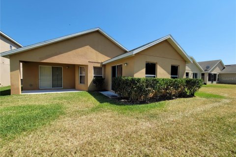 House in Kissimmee, Florida 3 bedrooms, 130.53 sq.m. № 1829927 - photo 2