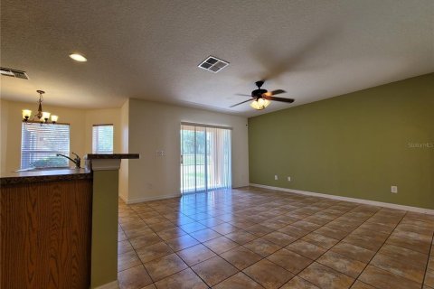 House in Kissimmee, Florida 3 bedrooms, 130.53 sq.m. № 1829927 - photo 4