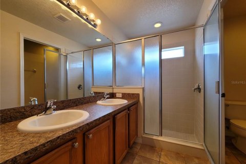 House in Kissimmee, Florida 3 bedrooms, 130.53 sq.m. № 1829927 - photo 9