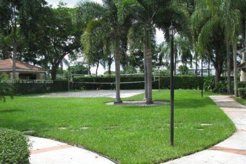 Снять в аренду кондоминиум в Уэст-Палм-Бич, Флорида 2 спальни, 99.59м2, № 1949471 - фото 11