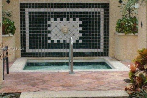 Снять в аренду кондоминиум в Уэст-Палм-Бич, Флорида 2 спальни, 99.59м2, № 1949471 - фото 14