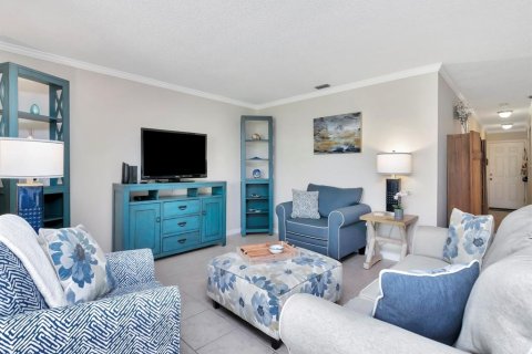 Condo in Gulfport, Florida, 1 bedroom  № 1612588 - photo 10