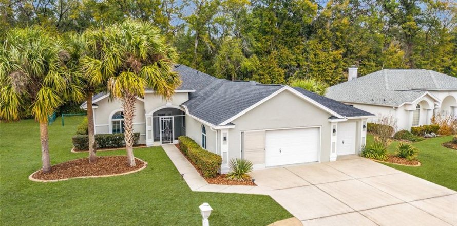 Villa ou maison à Ocala, Floride 2 chambres, 163.14 m2 № 2142230