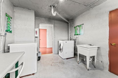 Купить кондоминиум в Палм Спрингс, Флорида 4 комнаты, 83.61м2, № 2083093 - фото 22