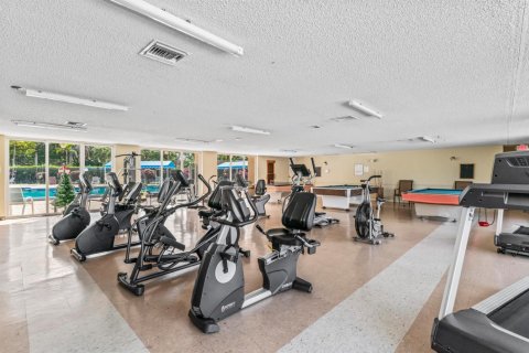 Купить кондоминиум в Палм Спрингс, Флорида 4 комнаты, 83.61м2, № 2083093 - фото 30