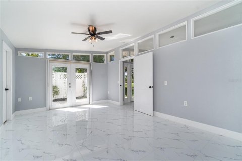 House in Punta Gorda, Florida 3 bedrooms, 157.47 sq.m. № 1910862 - photo 20