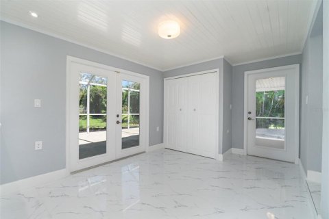 House in Punta Gorda, Florida 3 bedrooms, 157.47 sq.m. № 1910862 - photo 8