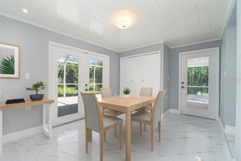 House in Punta Gorda, Florida 3 bedrooms, 157.47 sq.m. № 1910862 - photo 7
