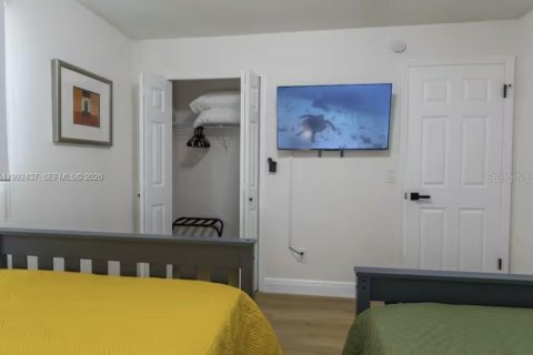 Casa en venta en Orlando, Florida, 4 dormitorios, 192.68 m2 № 2183843 - foto 30