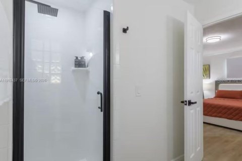 Casa en venta en Orlando, Florida, 4 dormitorios, 192.68 m2 № 2183843 - foto 21