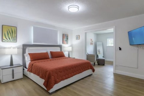Casa en venta en Orlando, Florida, 4 dormitorios, 192.68 m2 № 2183843 - foto 17