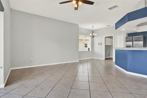 Casa en venta en Kissimmee, Florida, 3 dormitorios, 233.74 m2 № 1917147 - foto 16