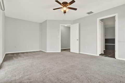 Casa en venta en Kissimmee, Florida, 3 dormitorios, 233.74 m2 № 1917147 - foto 30