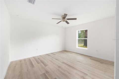 Villa ou maison à vendre à Ocklawaha, Floride: 4 chambres, 159.33 m2 № 2238038 - photo 26