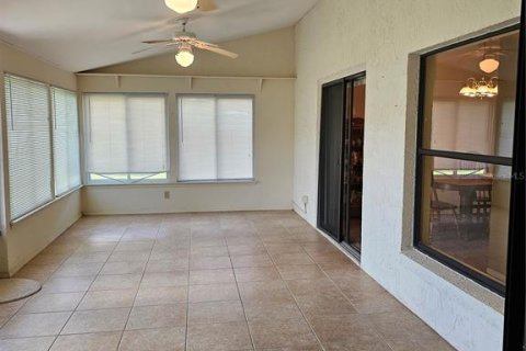 Villa ou maison à vendre à Kissimmee, Floride: 4 chambres, 169.83 m2 № 2132381 - photo 19
