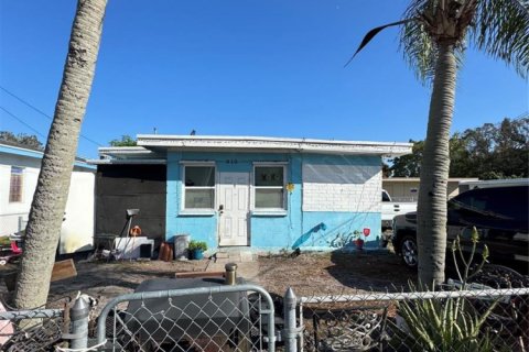 Commercial property in St. Lucie, Florida 160.16 sq.m. № 2258188