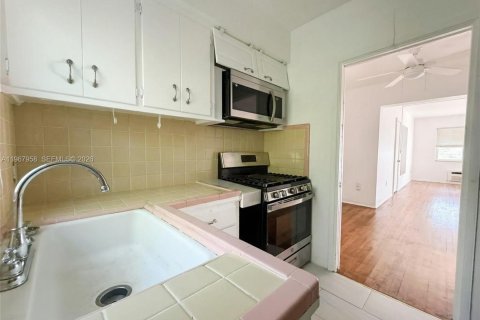 Снять в аренду квартиру в Майами-Бич, Флорида 1 спальня, 72.46м2, № 2029202 - фото 10