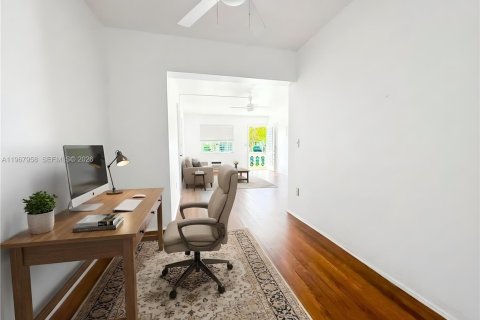 Снять в аренду квартиру в Майами-Бич, Флорида 1 спальня, 72.46м2, № 2029202 - фото 11